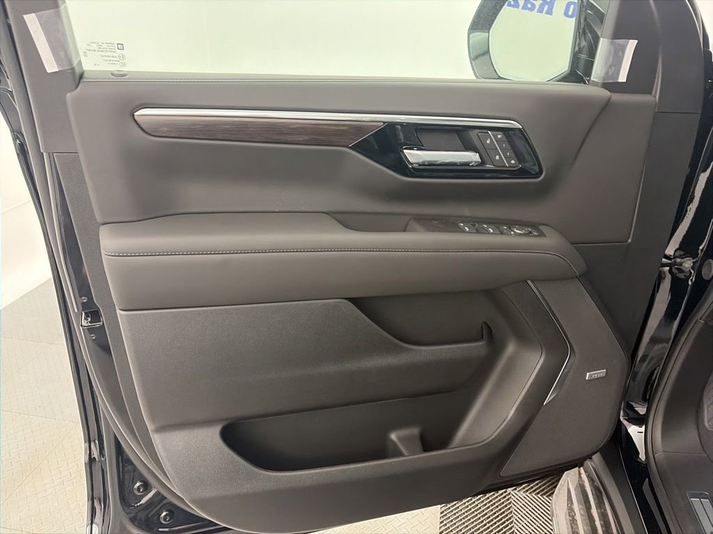 2026 Chevrolet Tahoe LT - Photo 11
