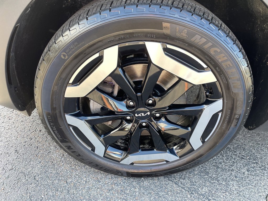2023 Kia Telluride EX photo 2