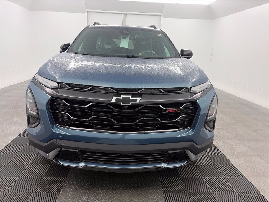 2027 Chevrolet Equinox RS - Photo 2