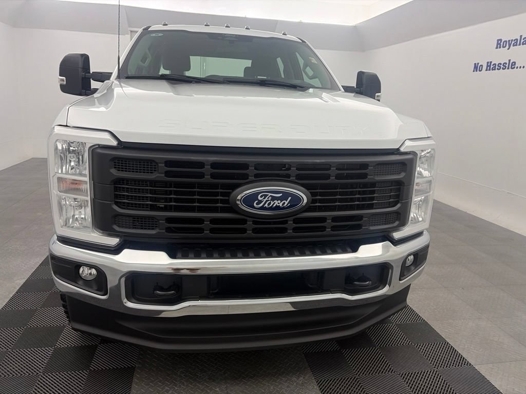 Used 2024 Ford F-250 XL Truck Crew Cab