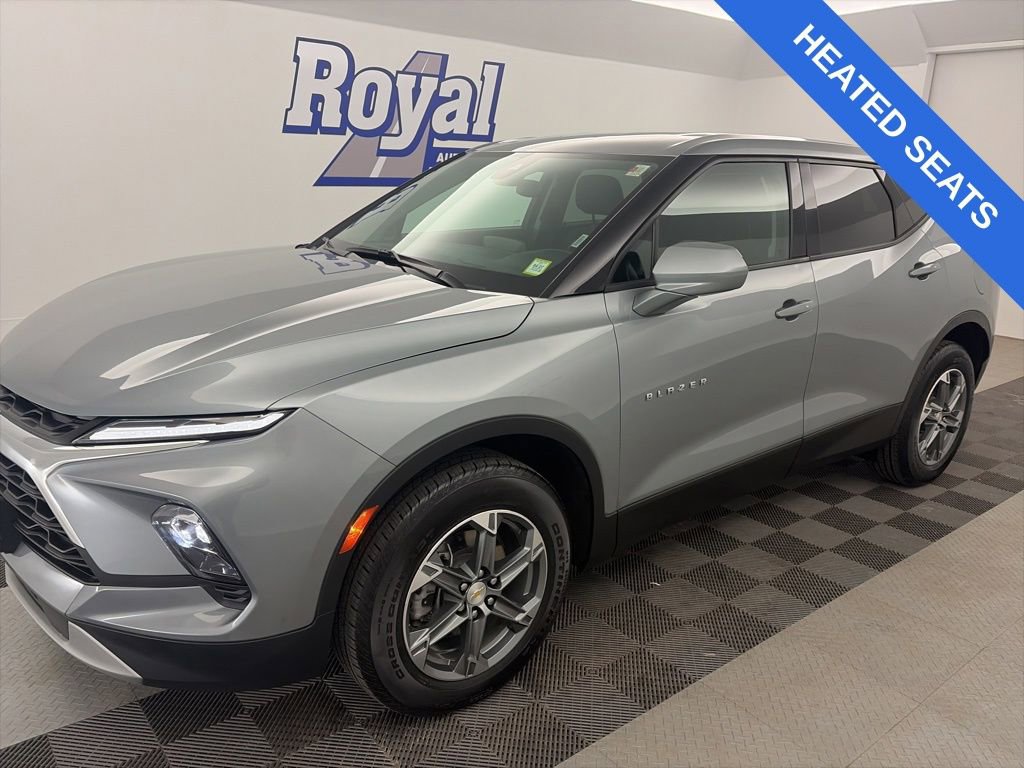 2025 Chevrolet Blazer 2.0T 2LT AWD's photo