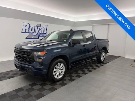 2022 Chevrolet Silverado 1500 Custom Truck Crew Cab