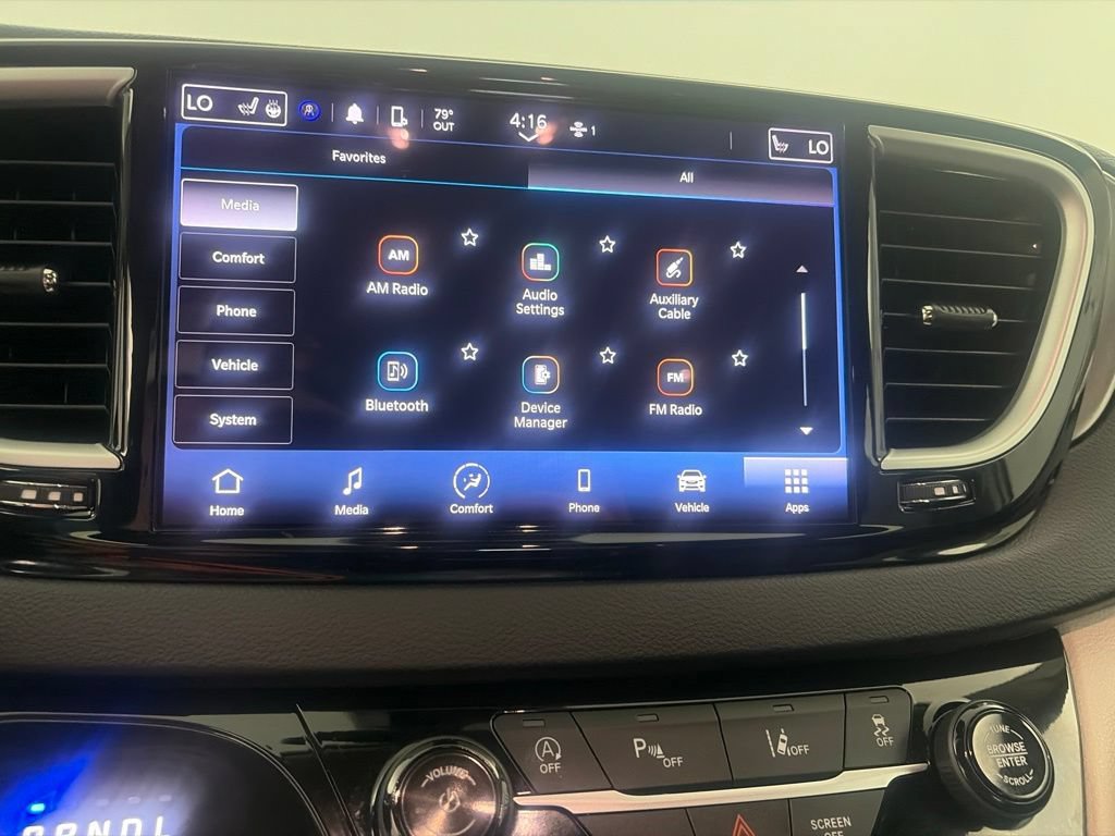 2024 Chrysler Pacifica Touring L - Photo 26