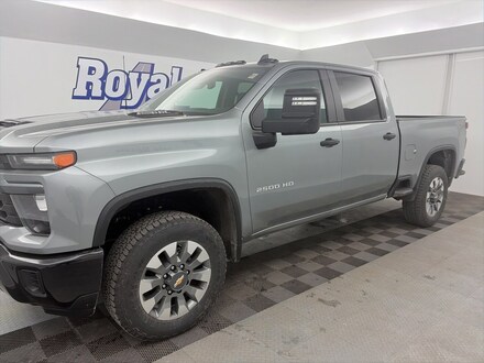 2026 Chevrolet Silverado 2500 HD Custom Truck