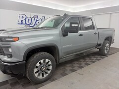 2026 Chevrolet Silverado 2500 HD Custom Truck