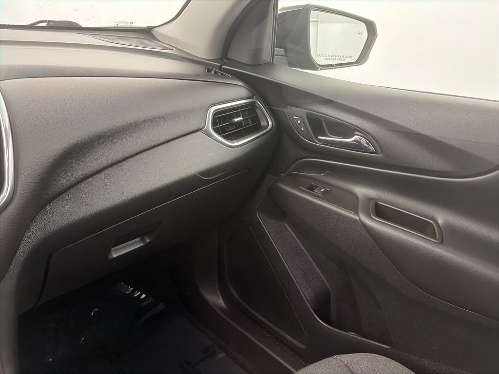 2023 Chevrolet Equinox LT - Photo 18
