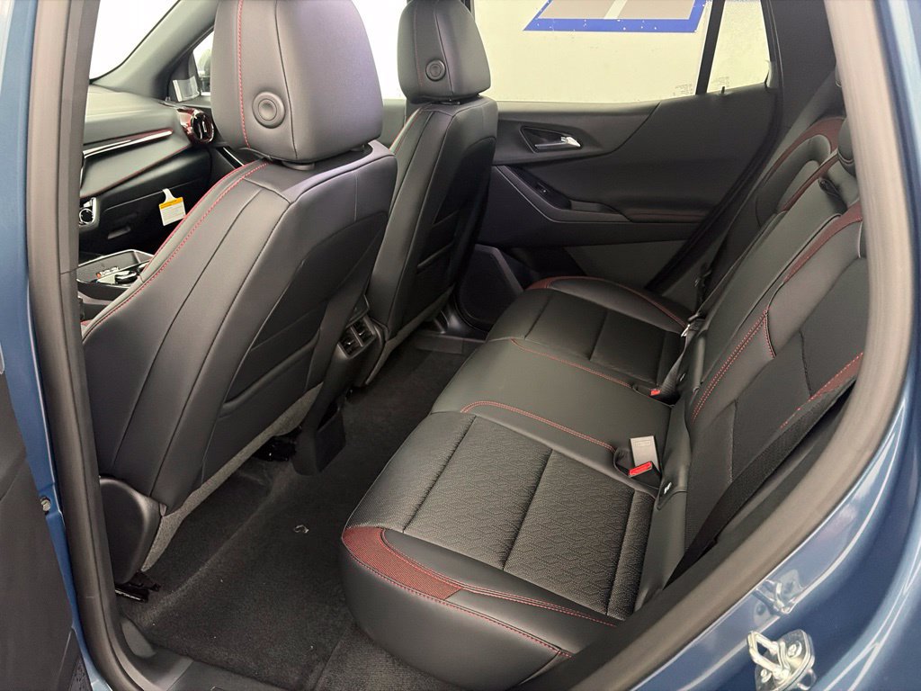 2027 Chevrolet Equinox RS - Photo 28