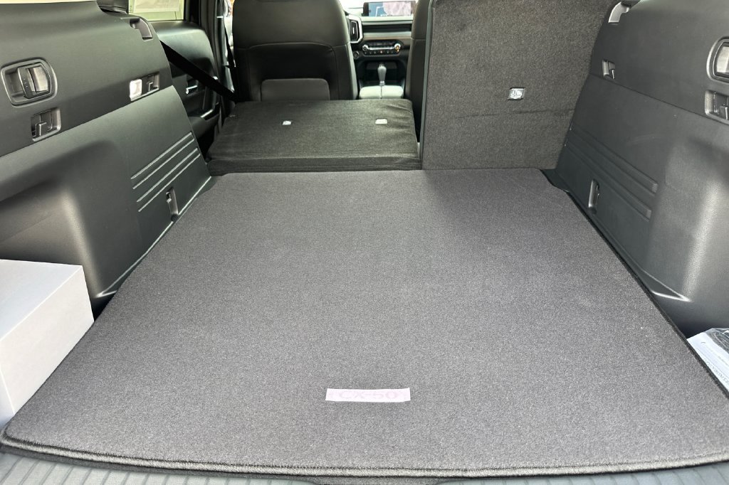 2025 Mazda CX-50 Premium Plus - Photo 12