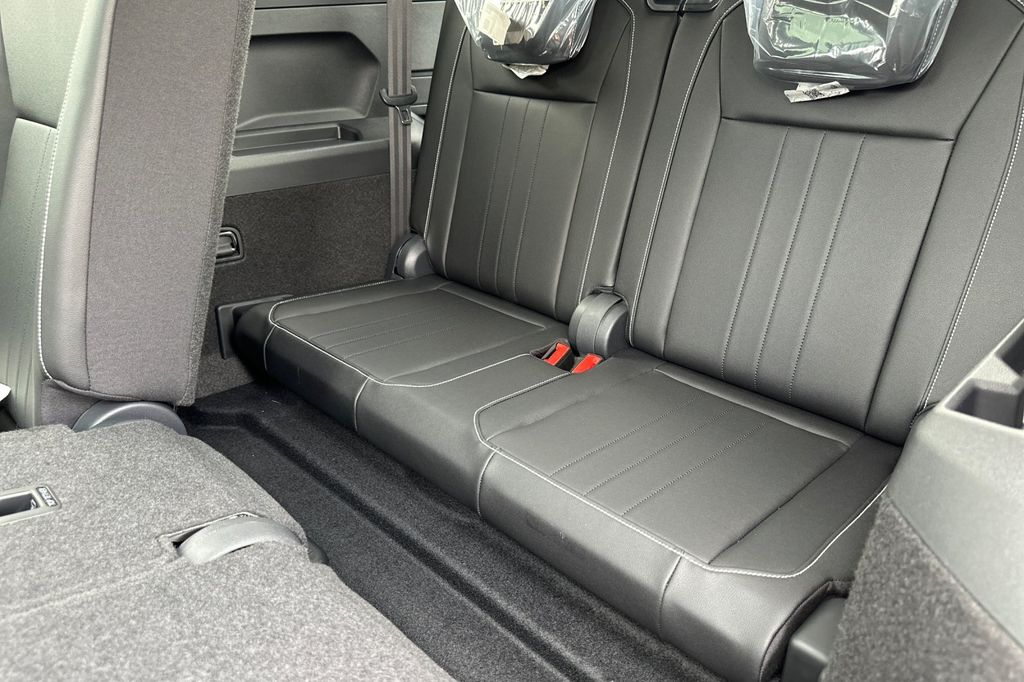 2024 Volkswagen Tiguan SE R-LINE BLACK - Photo 12