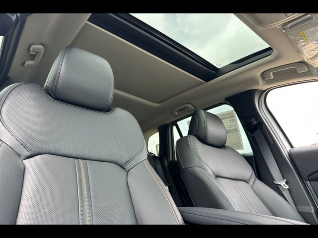 2025 Mazda CX-50 Premium - Photo 14