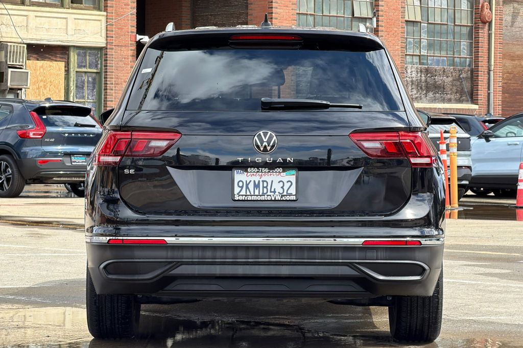 2024 Volkswagen Tiguan 2.0T SE photo 4