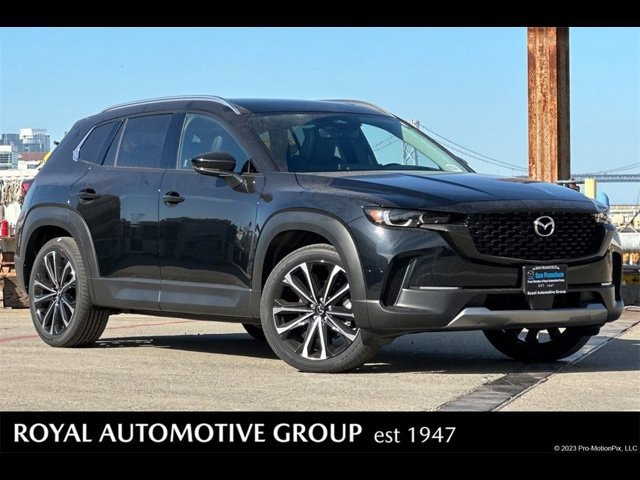 2025 Mazda CX-50 Premium's photo