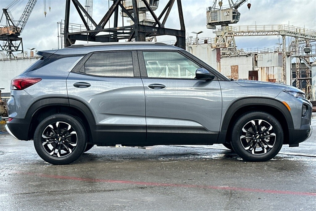 2022 Chevrolet Trailblazer LT photo 3