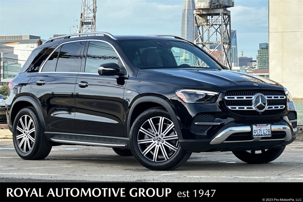 2025 Mercedes-Benz GLE GLE450E's photo