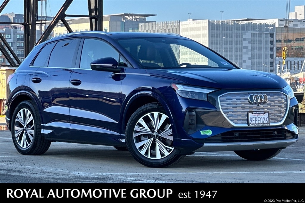 2023 Audi Q4 e-tron Premium Plus's photo