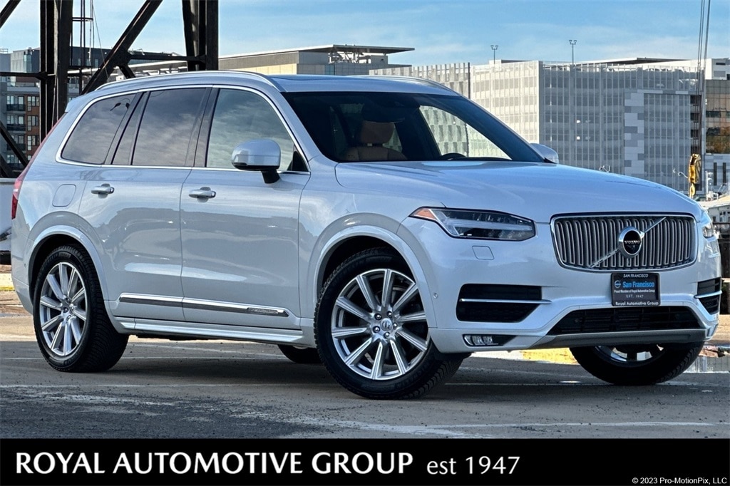 2017 Volvo XC90 Inscription's photo