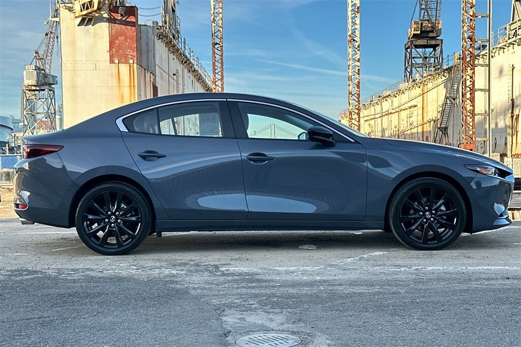 2025 Mazda Mazda3 Sedan 2.5 s Carbon photo 3