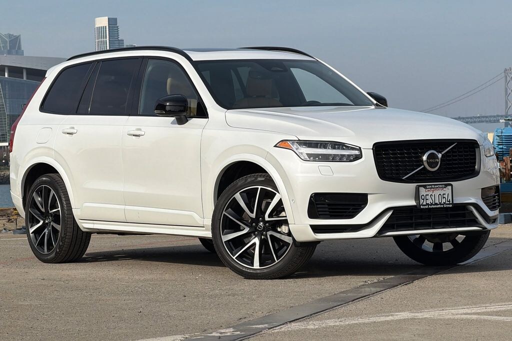 Certified 2023 Volvo XC90 Recharge Plug-In Hybrid Ultimate SUV
