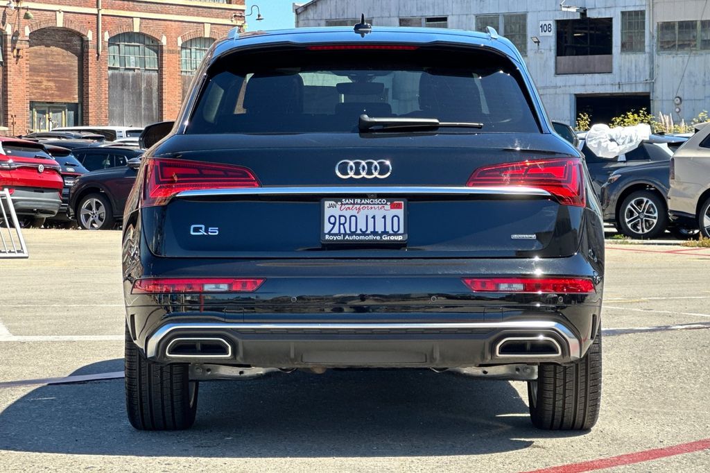 2025 Audi Q5 45 S line Premium photo 4