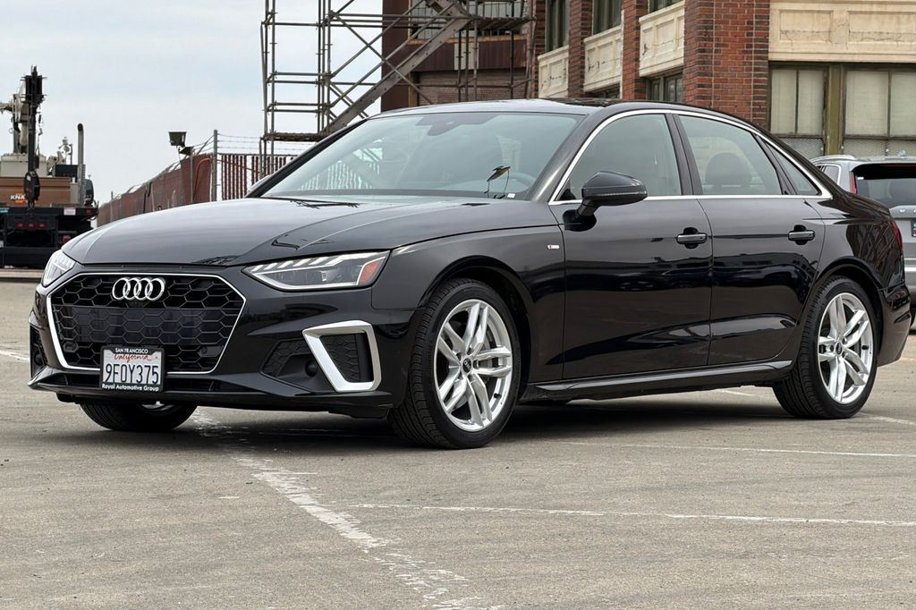 2023 Audi A4 45 S line Premium photo 3