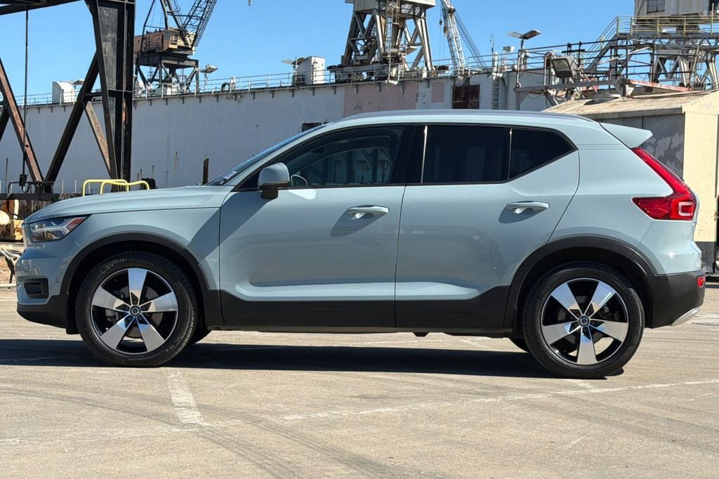 2019 Volvo XC40 T5 photo 6