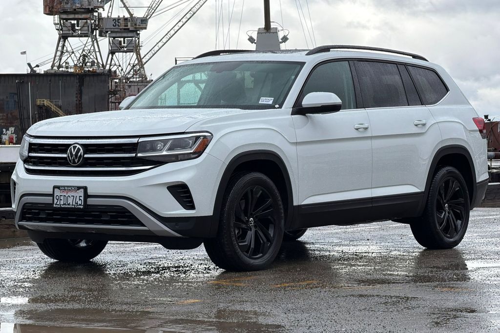 2023 Volkswagen Atlas 2.0T SE w/Technology photo 3