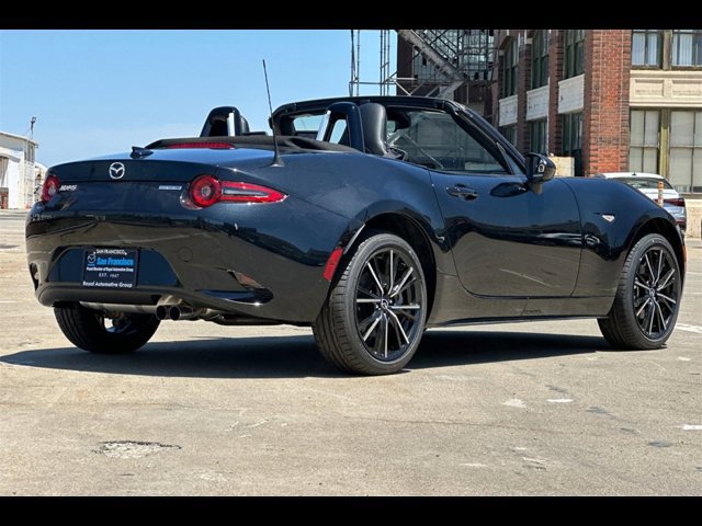 2025 Mazda MX-5 Miata Miata Grand Touring photo 4