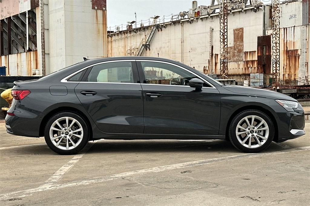 2025 Audi A3 40 Premium photo 3