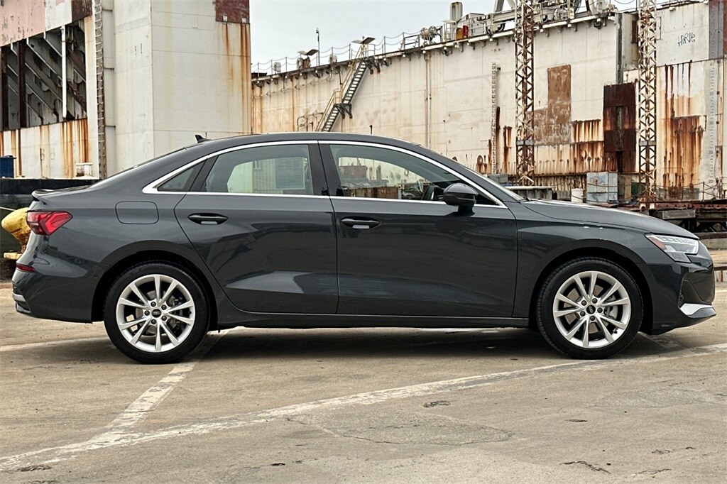 2025 Audi A3 40 Premium photo 3