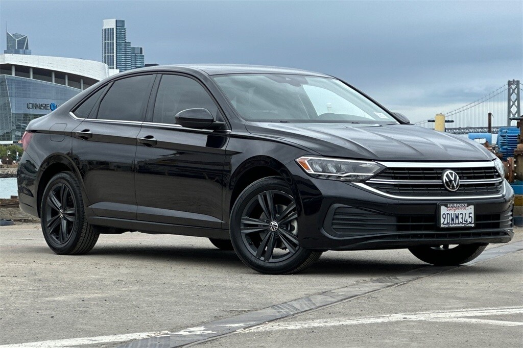 2022 Volkswagen Jetta 1.5T SE photo 2