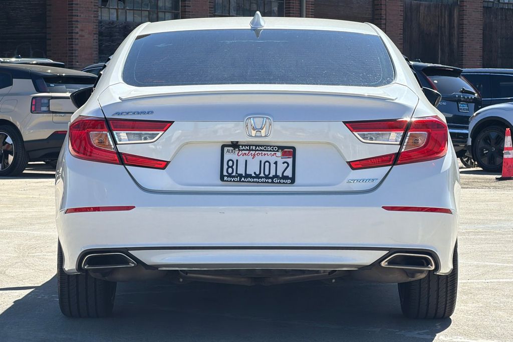 2019 Honda Accord Sport photo 4