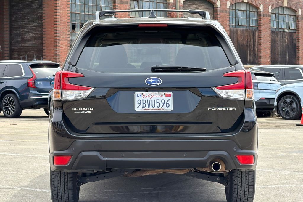 2019 Subaru Forester Limited photo 4