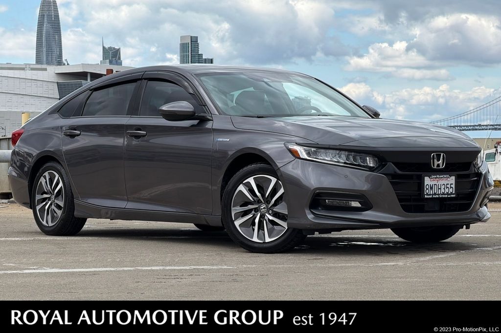 2019 Honda Accord Hybrid Touring's photo