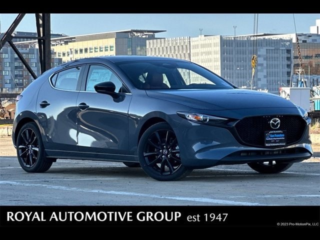 2026 Mazda Mazda3 Carbon Edition's photo