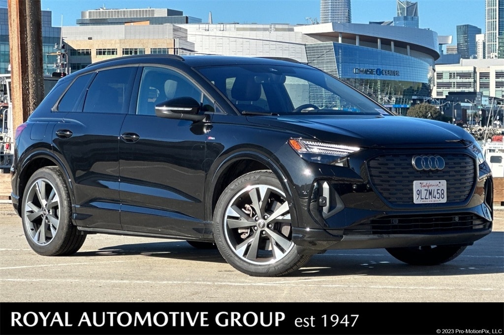 2024 Audi Q4 e-tron Prestige's photo