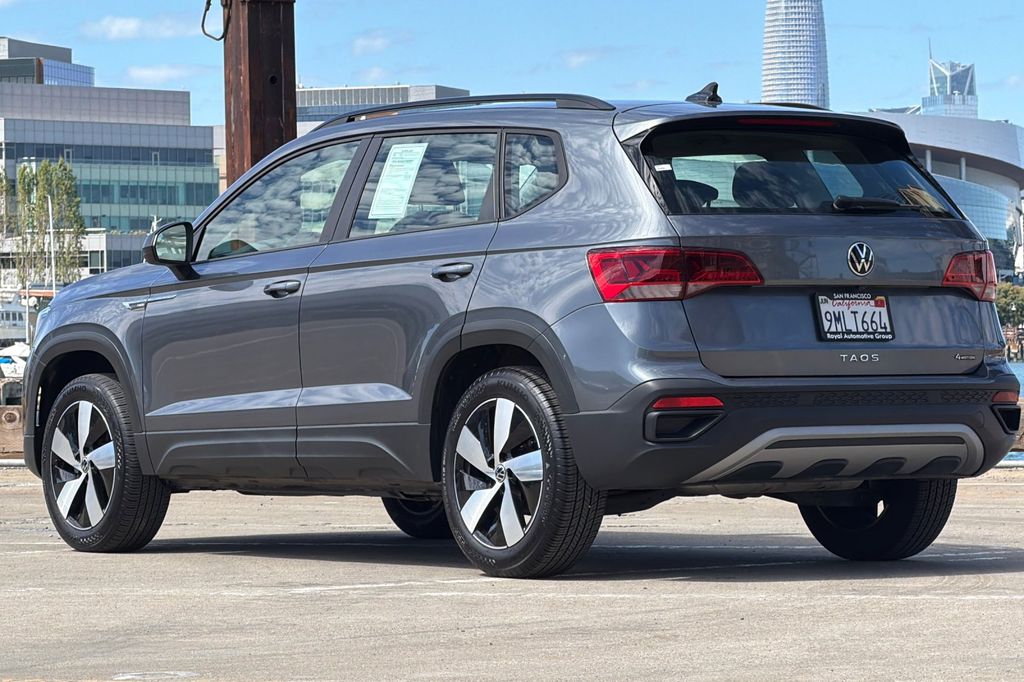 2024 Volkswagen Taos 1.5T S photo 5