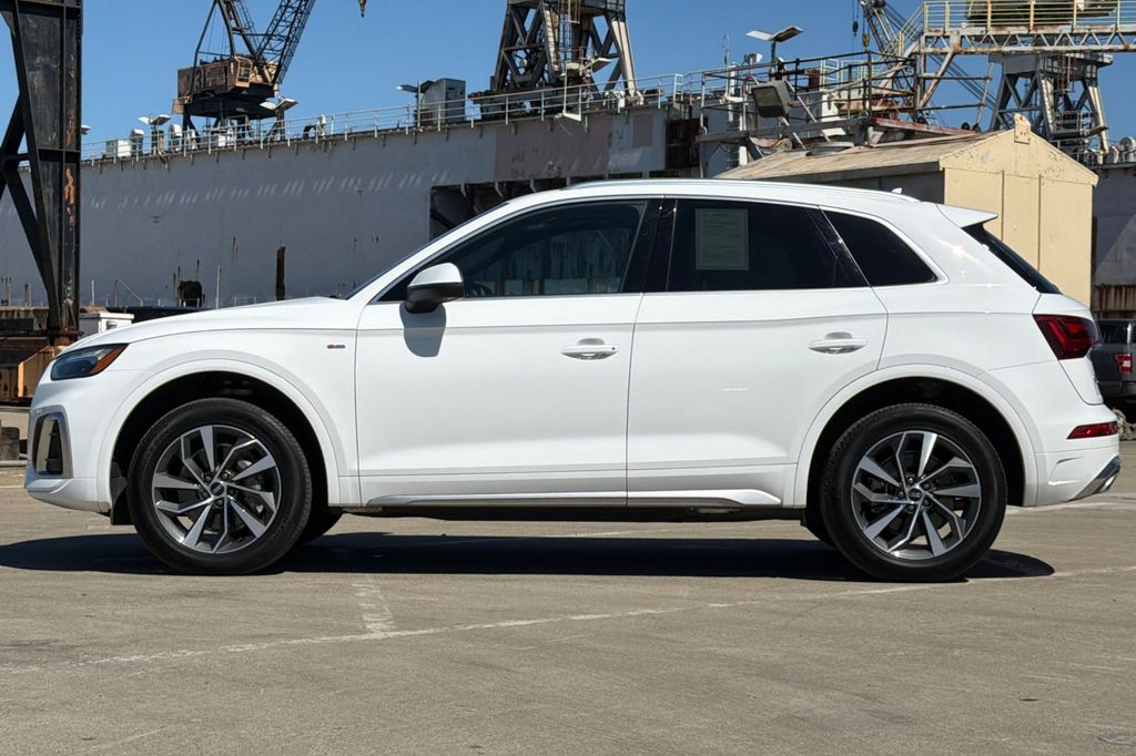 2024 Audi Q5 45 S line Premium photo 6