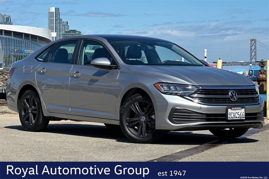 Certified 2022 Volkswagen Jetta 1.5T SE Sedan