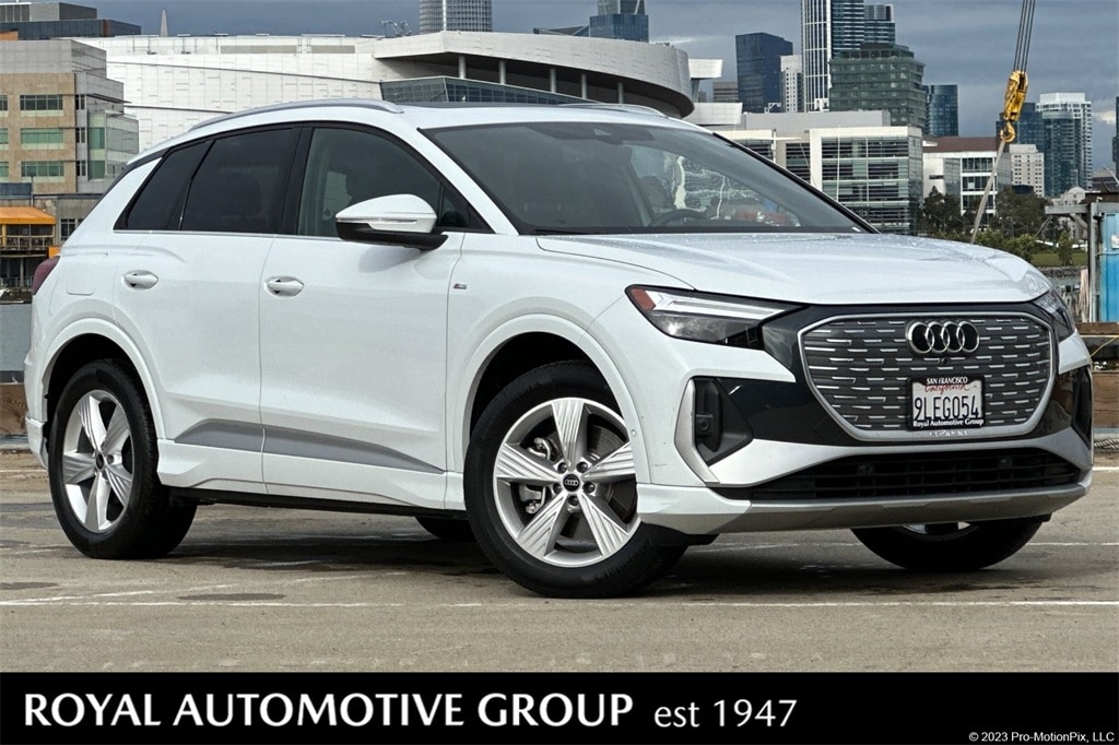 2024 Audi Q4 e-tron Premium Plus's photo