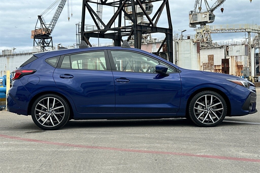 2024 Subaru Impreza Sport photo 2