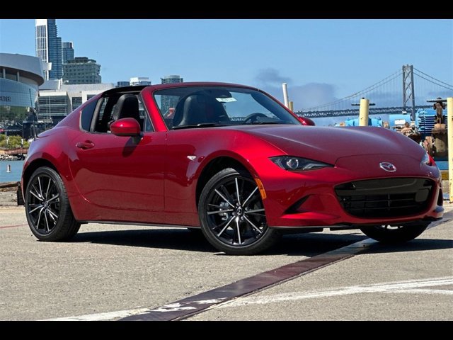2025 Mazda MX-5 Miata Miata RF Grand Touring photo 2