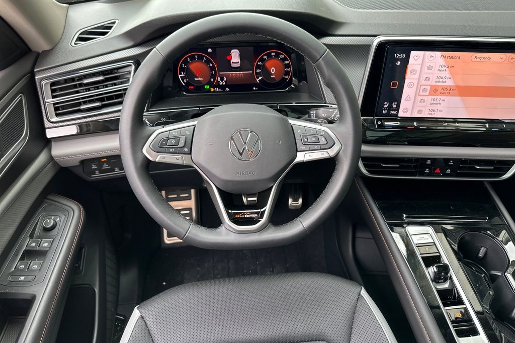 2025 Volkswagen Atlas Atlas Peak Edition - Photo 14