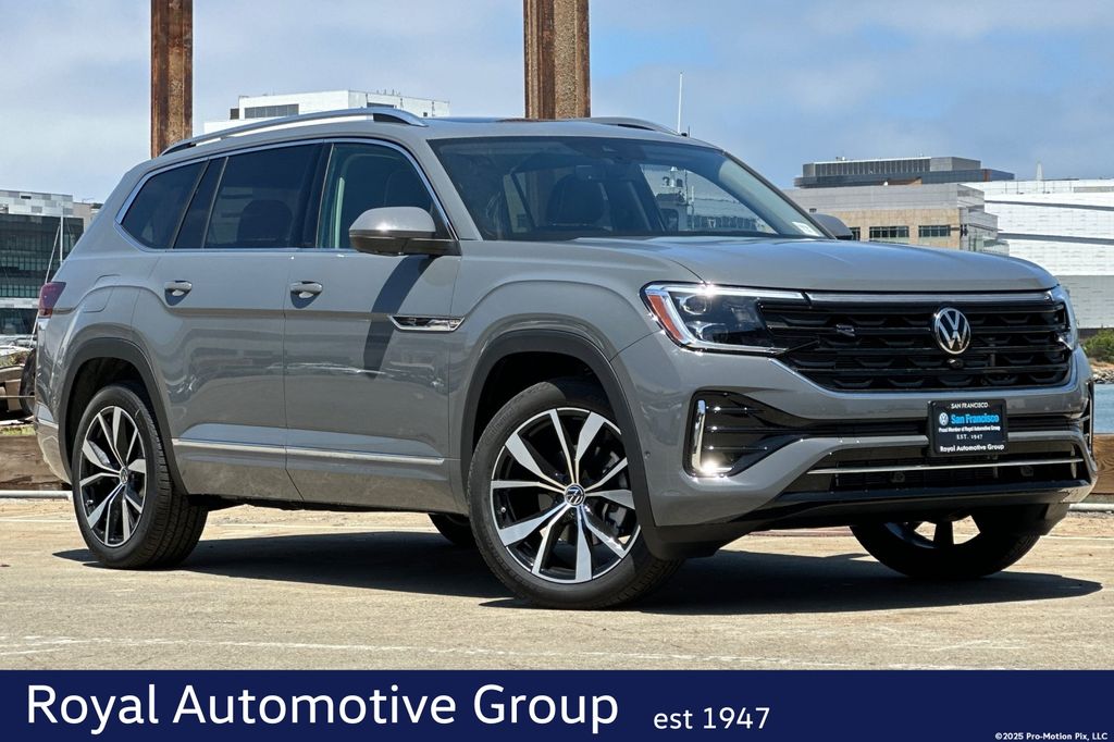 2025 Volkswagen Atlas 2.0T SEL Premium R-Line 4MOTION's photo