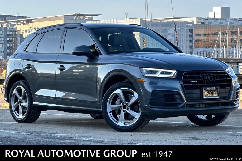 2020 Audi Q5 Premium Plus's photo