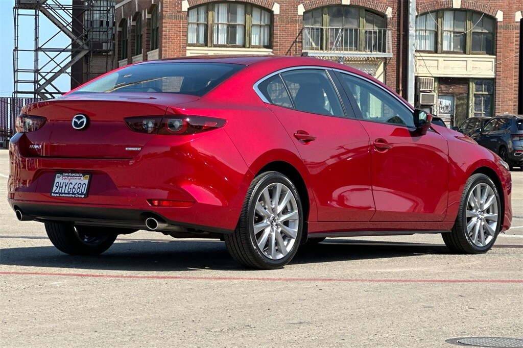 2023 Mazda Mazda3 2.5 Select photo 4