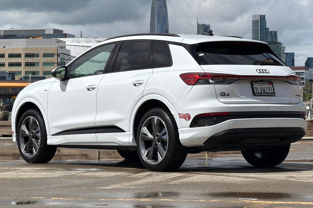 2024 Audi Q4 e-tron 50 Premium photo 5