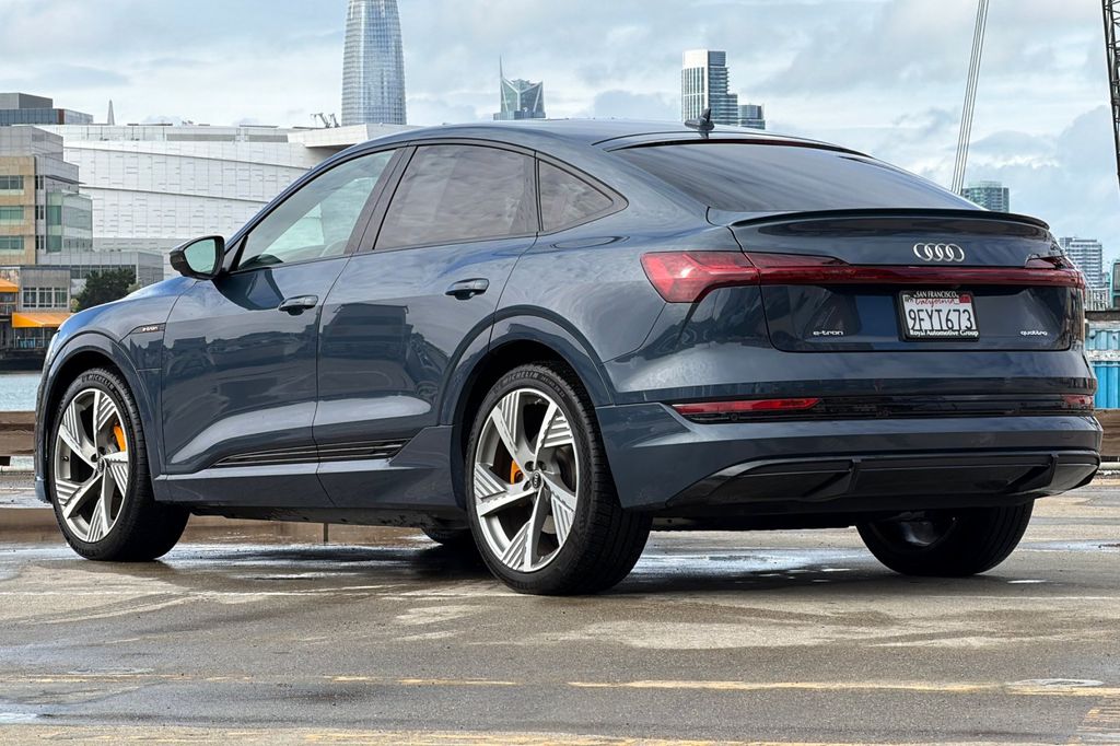 2023 Audi e-tron Sportback S line Premium photo 5