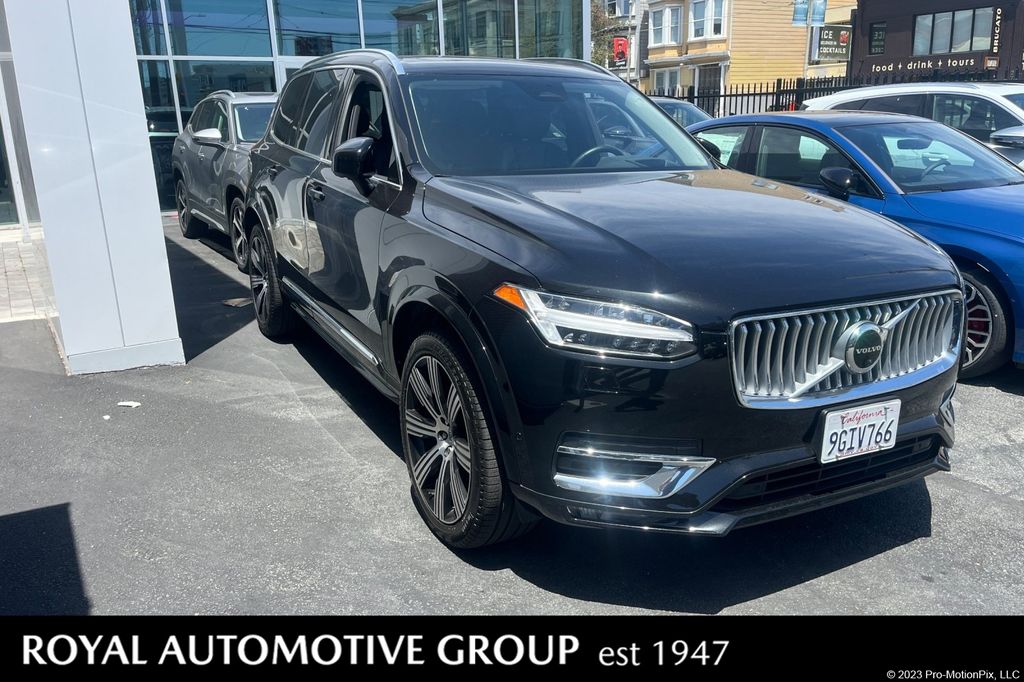 2023 Volvo XC90 B6 Ultimate 7-Seater 4WD's photo
