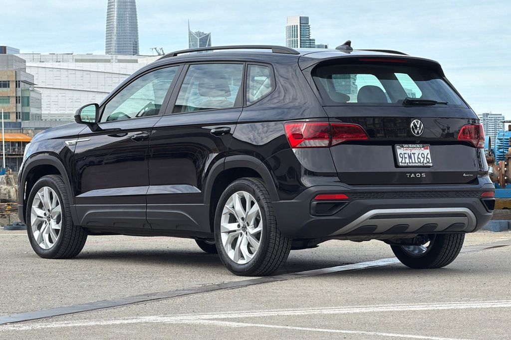 2023 Volkswagen Taos 1.5T S photo 5