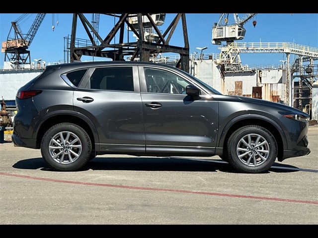2025 Mazda CX-5 2.5 S Preferred photo 3